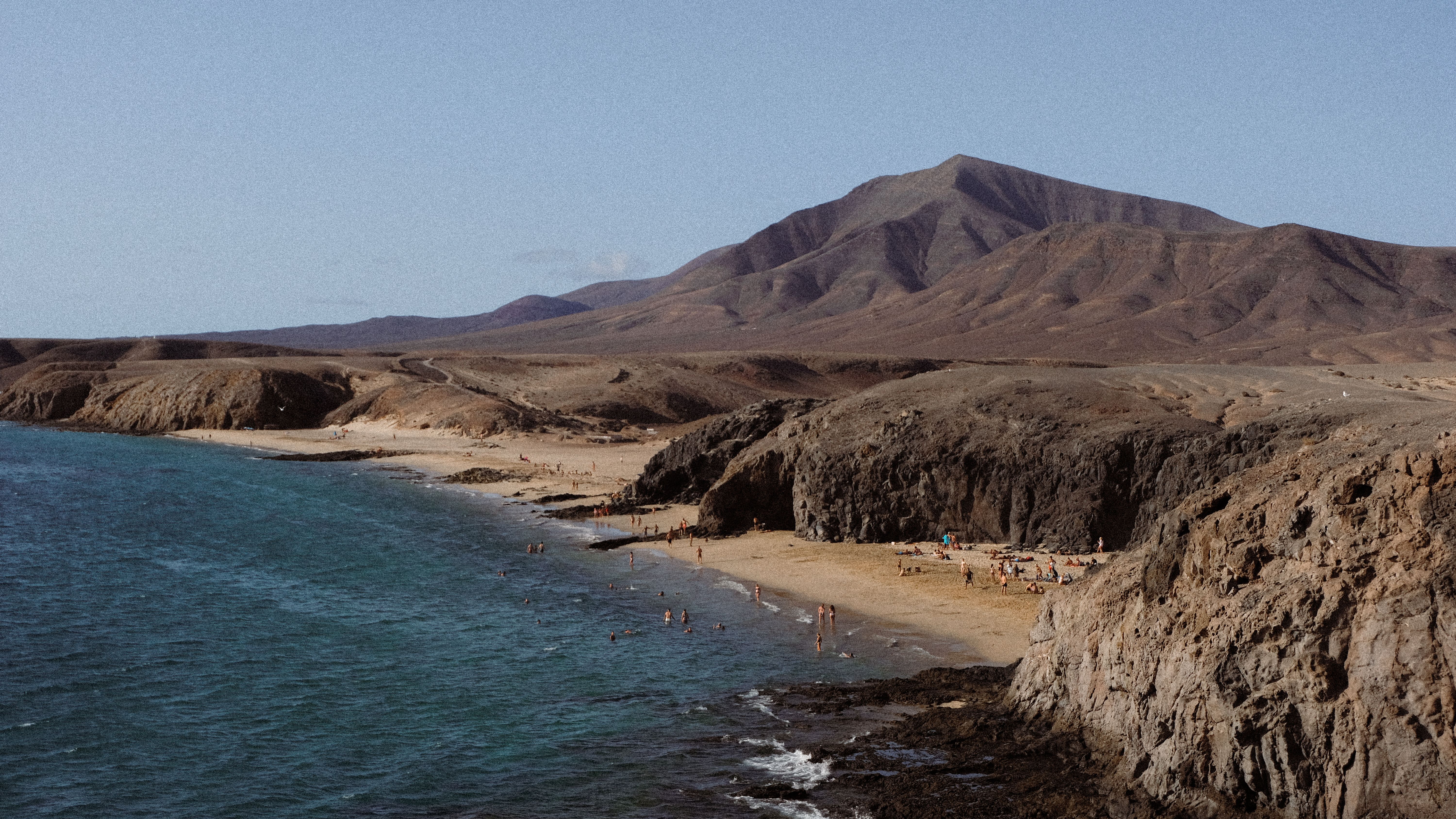 Mirador del Papagayo Approach Road, Playa Blanca