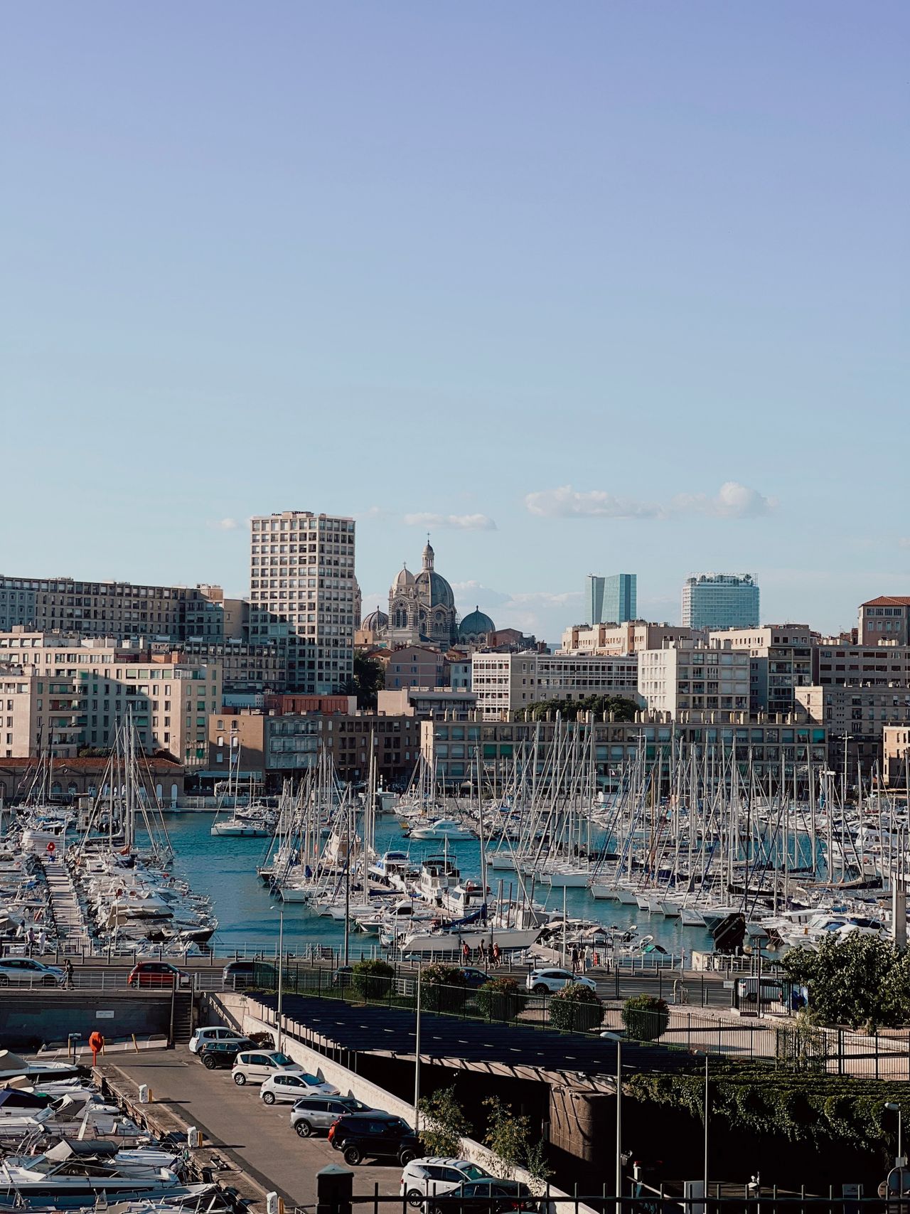 Foto editorial de Marsella, Francia · destino publicado en Trivi Travel Issue