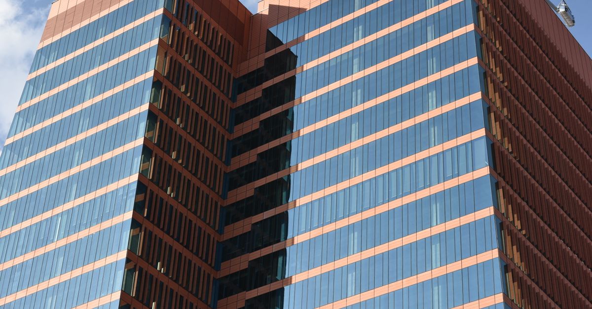 Wichita's Crain Company Acquires 321K-SF Crown Center Office Tower in Major Kansas City Portfolio Shift