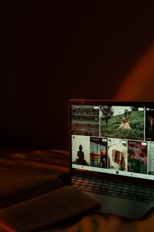 Darmowe zdjęcie z galerii z ciemność, ekran, laptop