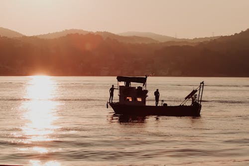 Základová fotografie zdarma na téma člun, jezero, lidé