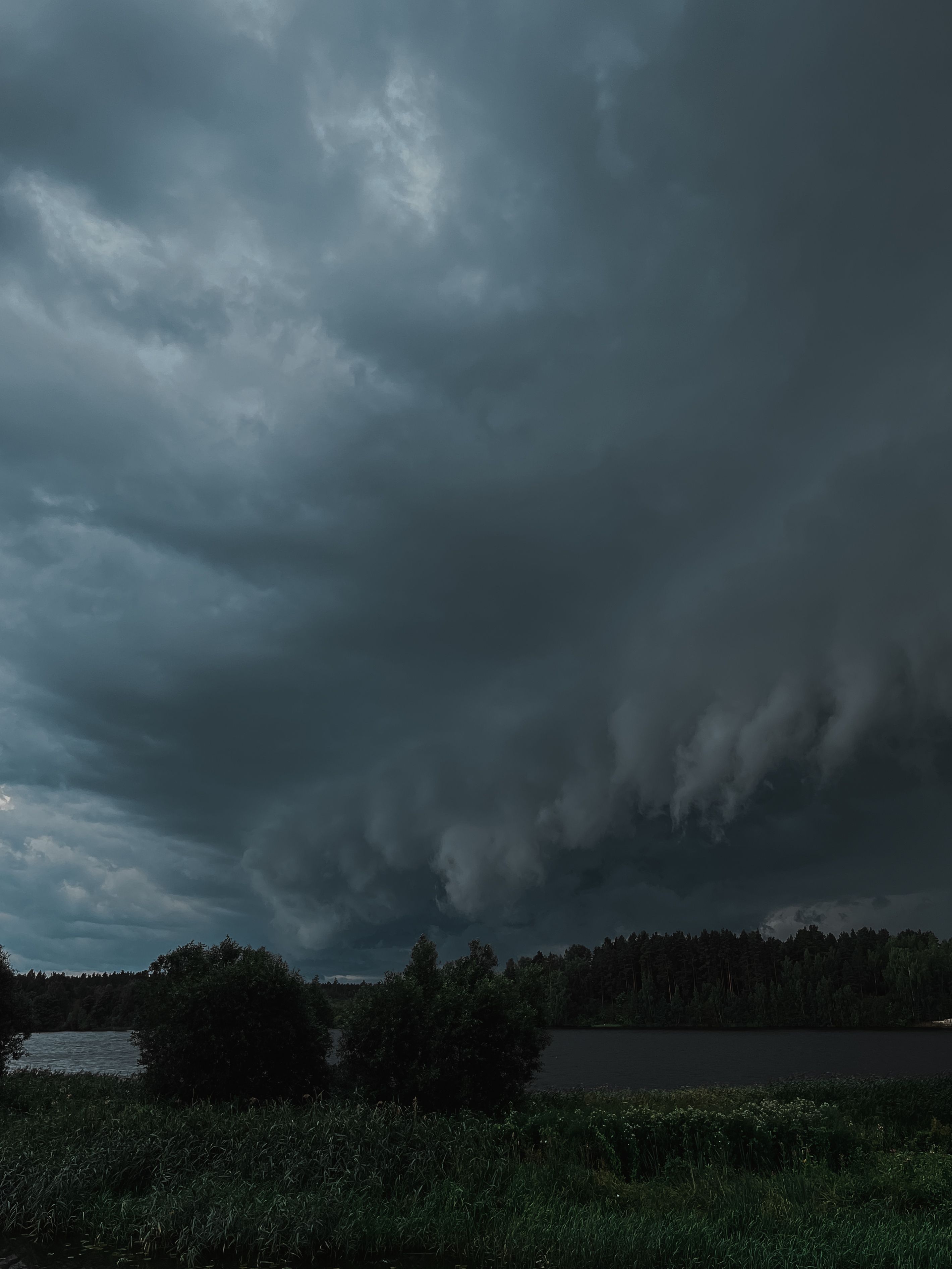 Dark Dramatic Sky with Clouds · Free Stock Photo