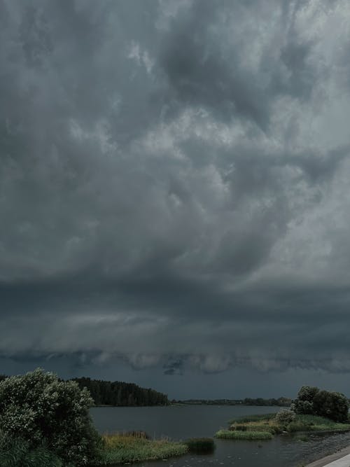 Fotos de stock gratuitas de cielo impresionante, clima extremo, gris