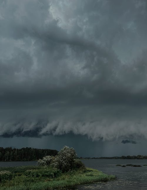 Fotobanka s bezplatnými fotkami na tému búrkový oblak, dramatická obloha, extrémne počasie
