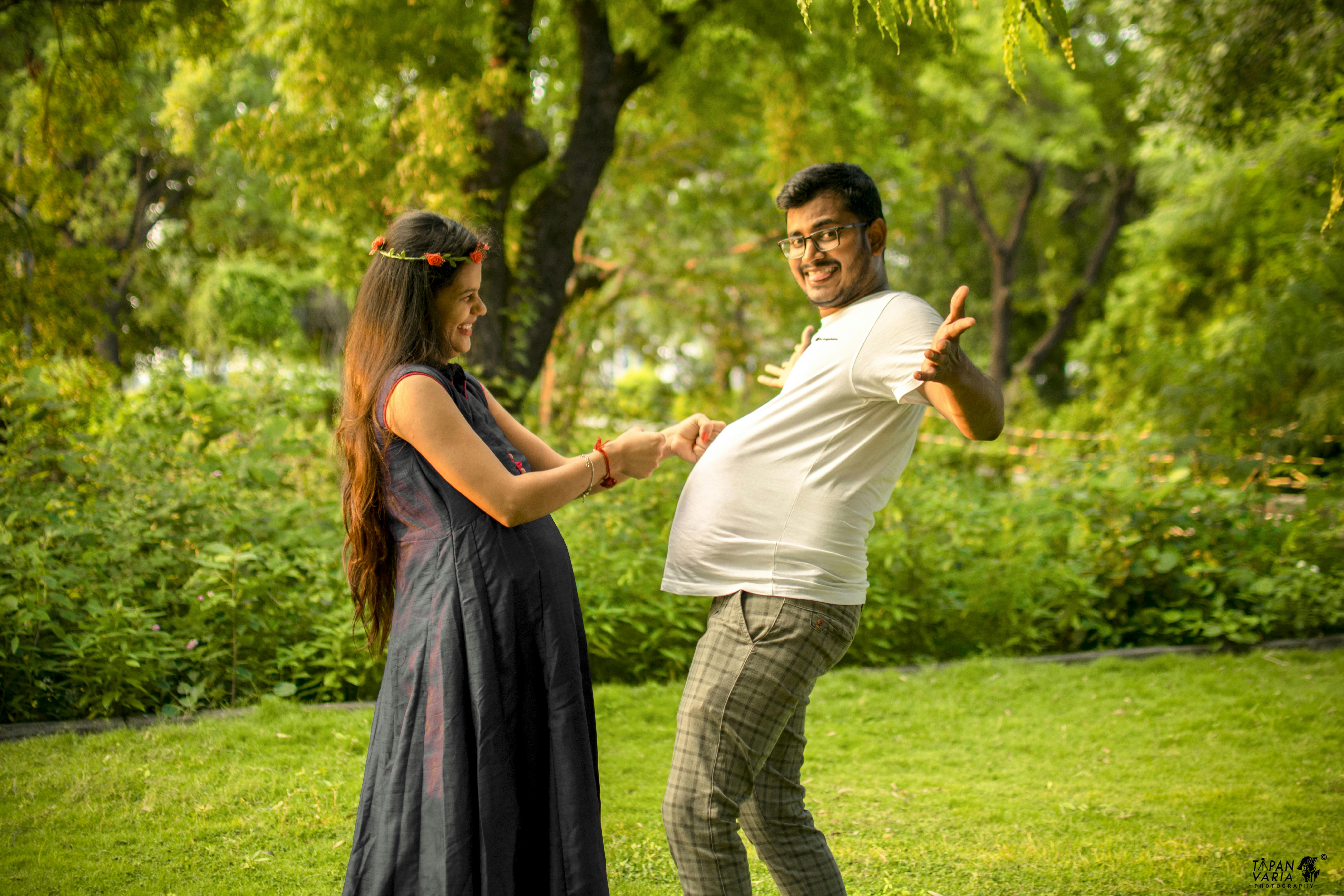 baby bump couple photos