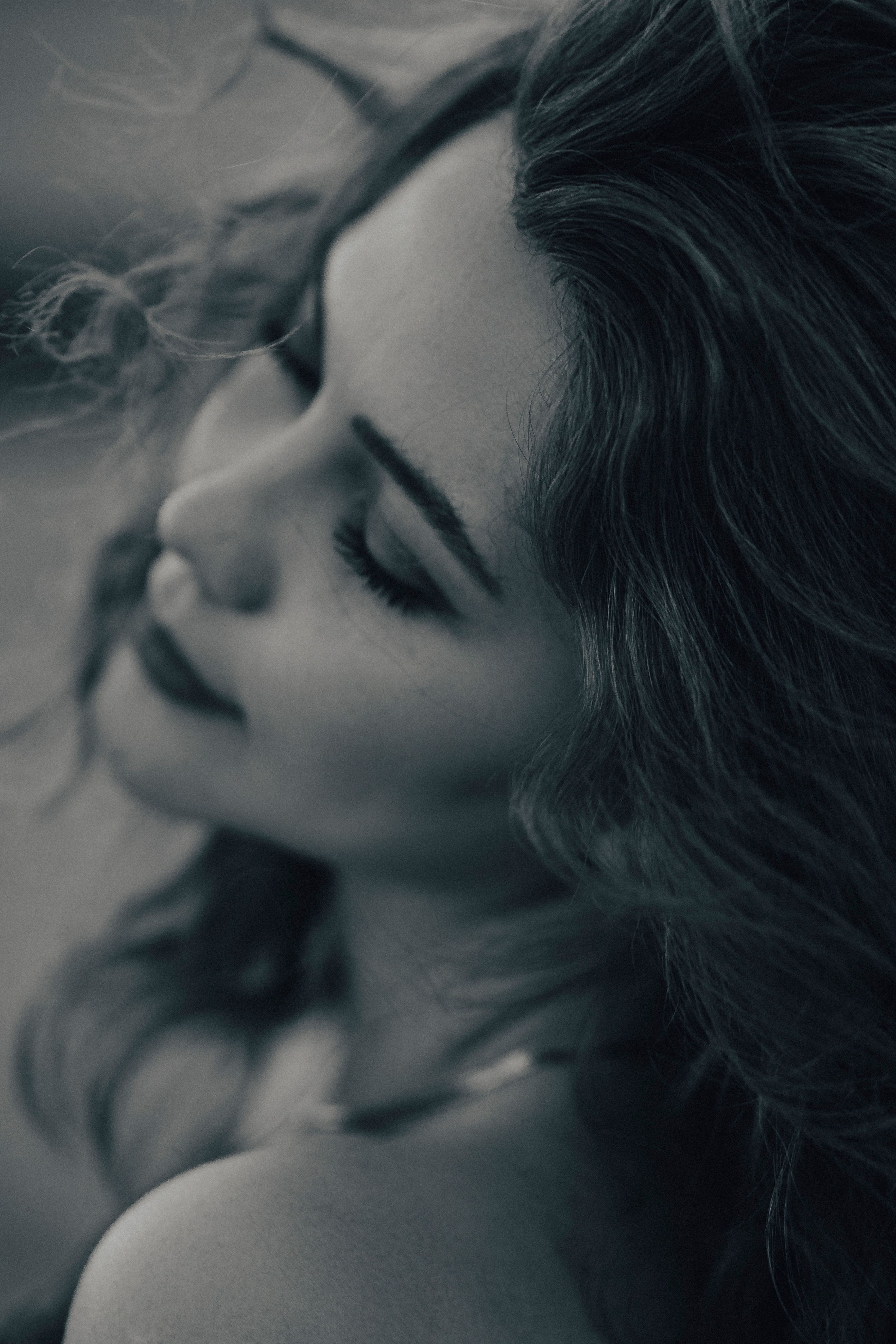 Portrait of Brunette Woman in Black and White · Free Stock Photo