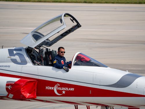 Kostnadsfri bild av cockpit, flygplan, jet