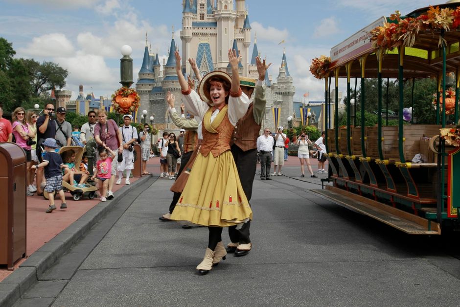 Disney+ Fall 2026 Lineup Spooky Classics and Football