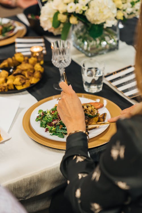 Immagine gratuita di bivio, cena, coltello