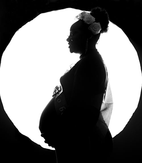 Kostenloses Stock Foto zu frau, rampenlicht, schwanger