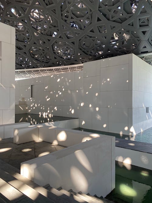 Δωρεάν στοκ φωτογραφιών με louvre abu dhabi, uae, εσωτερικός χώρος