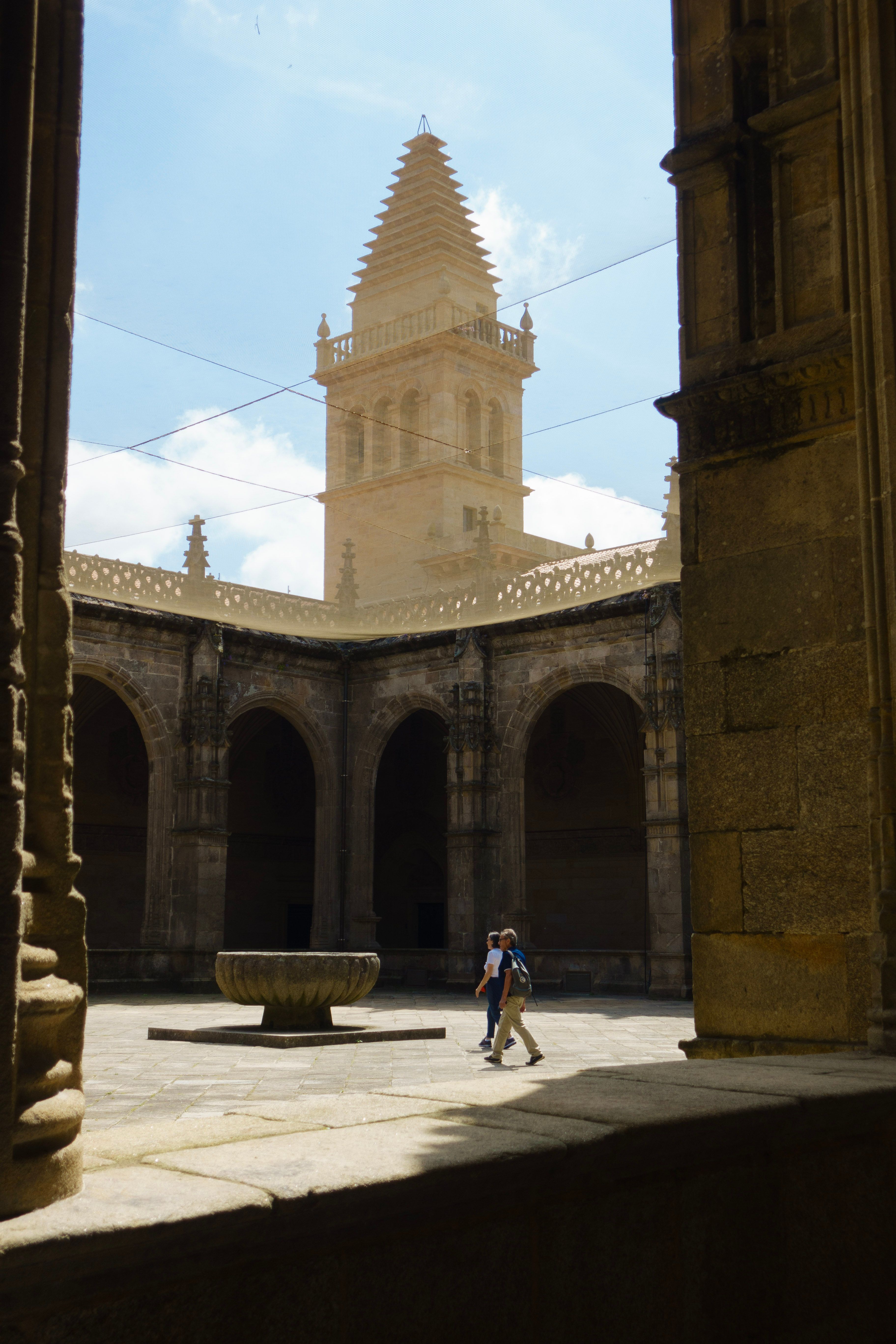 Patio de un edificio histórico de Santiago de Compostela