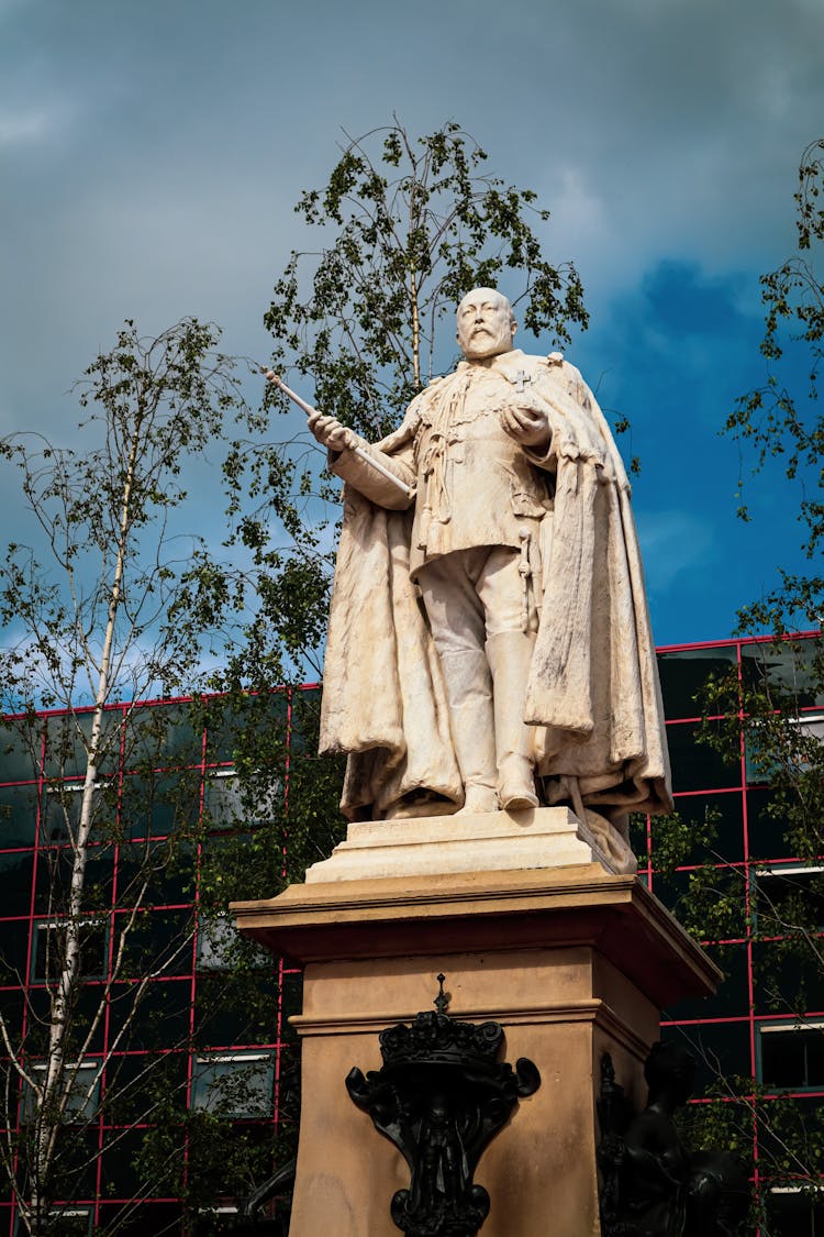 Statue Of King Edward VII