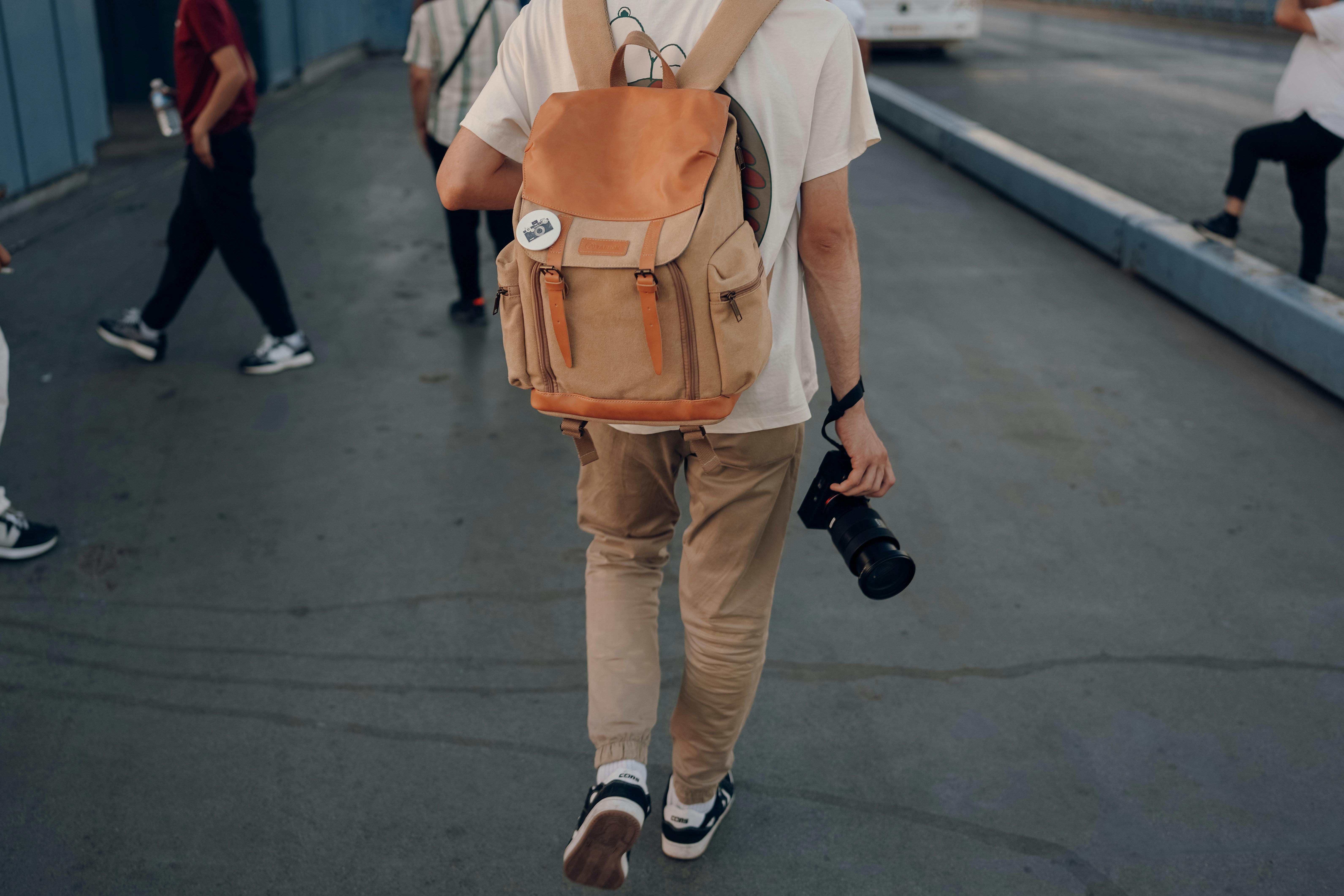 Bagsmart totes, backpacks and travel gear are up to 49% off on Amazon — Photo by Tahir Osman on Pexels