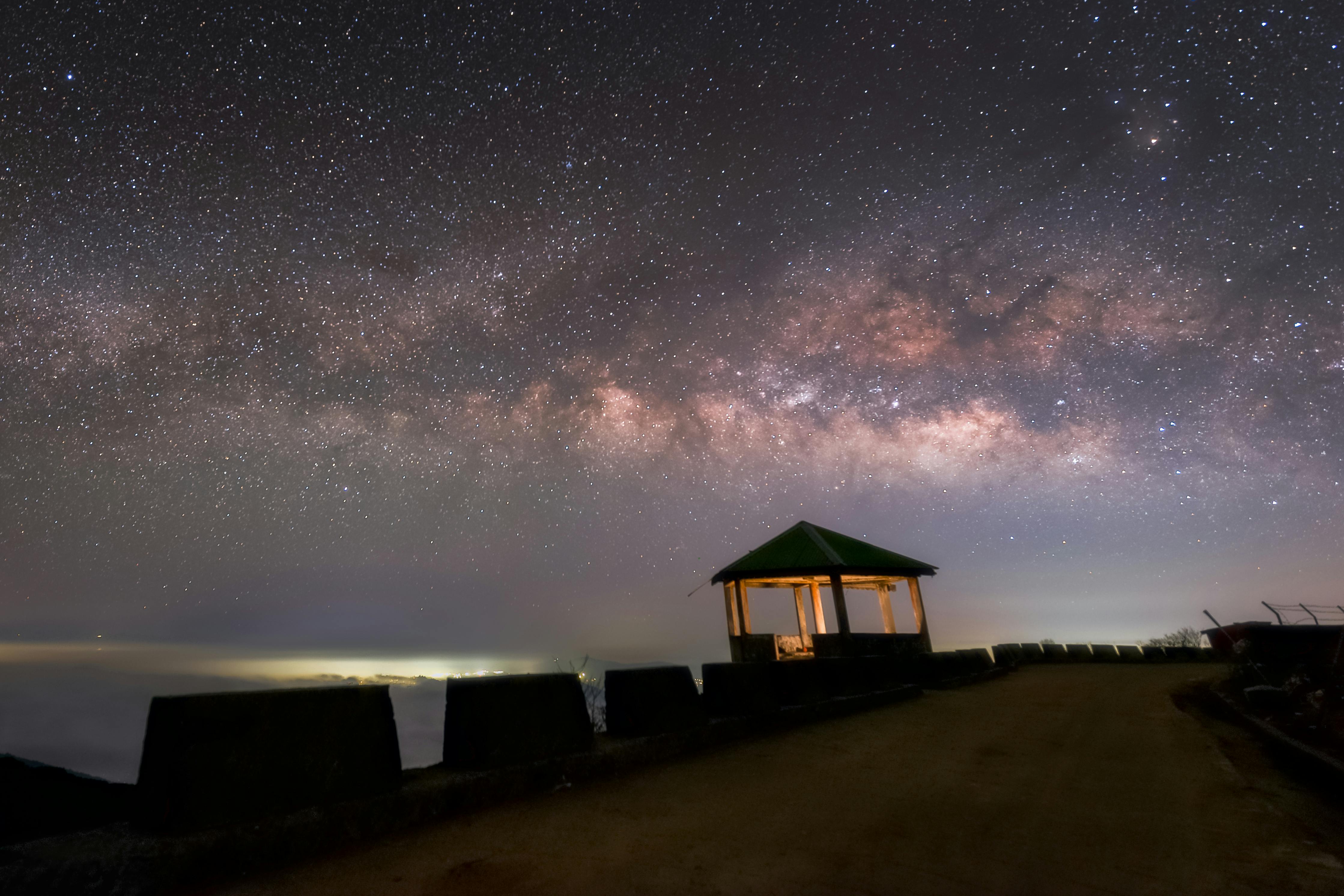 the milky way over the sea at night