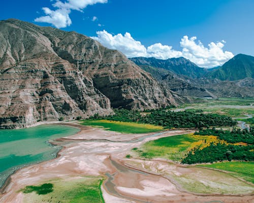 dağlar, doğa, drone çekimi içeren Ücretsiz stok fotoğraf