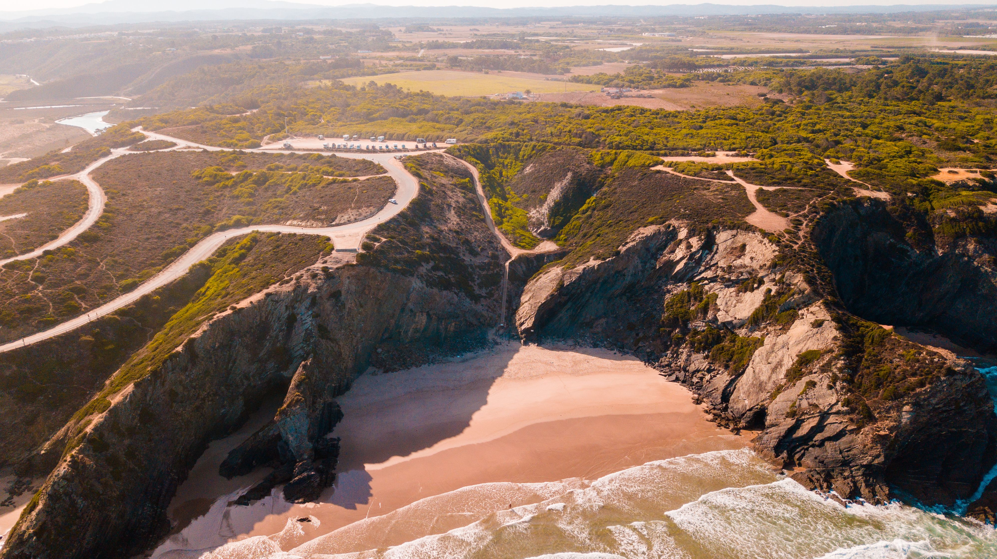 Portugal rules out remote working and reducing air travel due to fuel prices — Photo by Mo Eid on Pexels