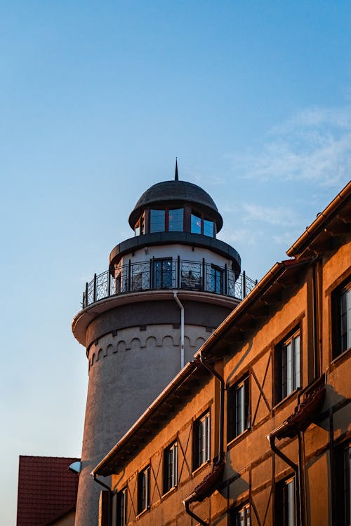 bina, deniz feneri, dikey atış içeren Ücretsiz stok fotoğraf