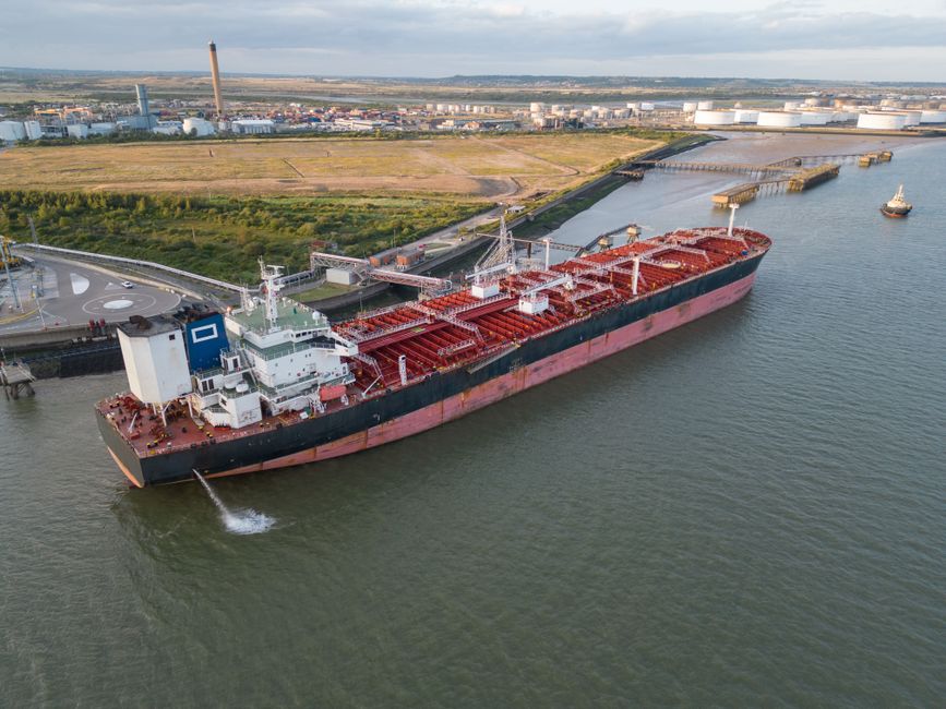 Oil tanker in the Strait of Hormuz amid rising tensions and crude price volatility