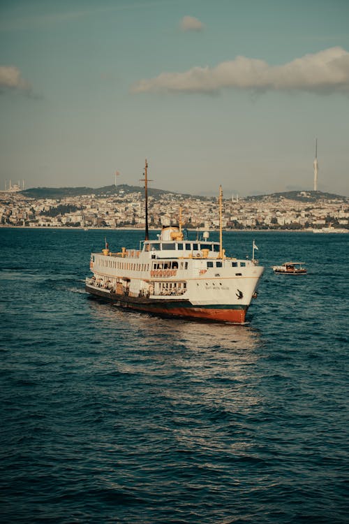 Kostenloses Stock Foto zu fähre, istanbul, küste