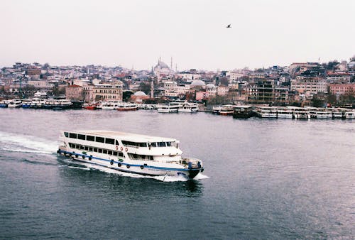 イスタンブール, セーリング, フェリーボートの無料の写真素材
