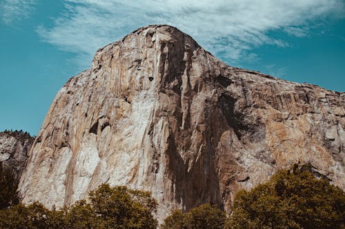 Steep Rocky Mountain El Capitan in Yosemite National Park, USA