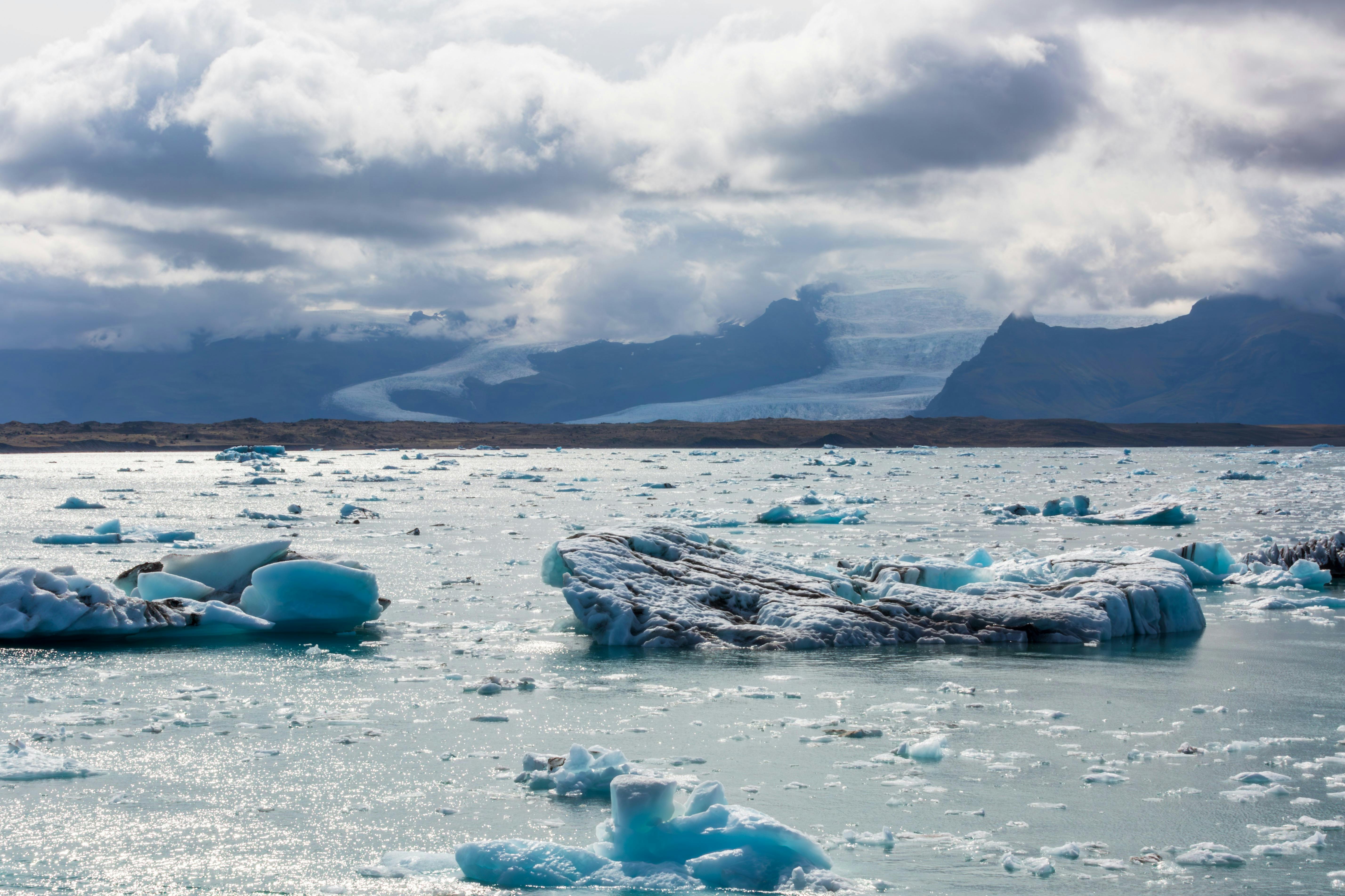 Global warming - Climate Change, Melting Ice, Rising Sea Levels — Photo by Fahad AlAni on Pexels
