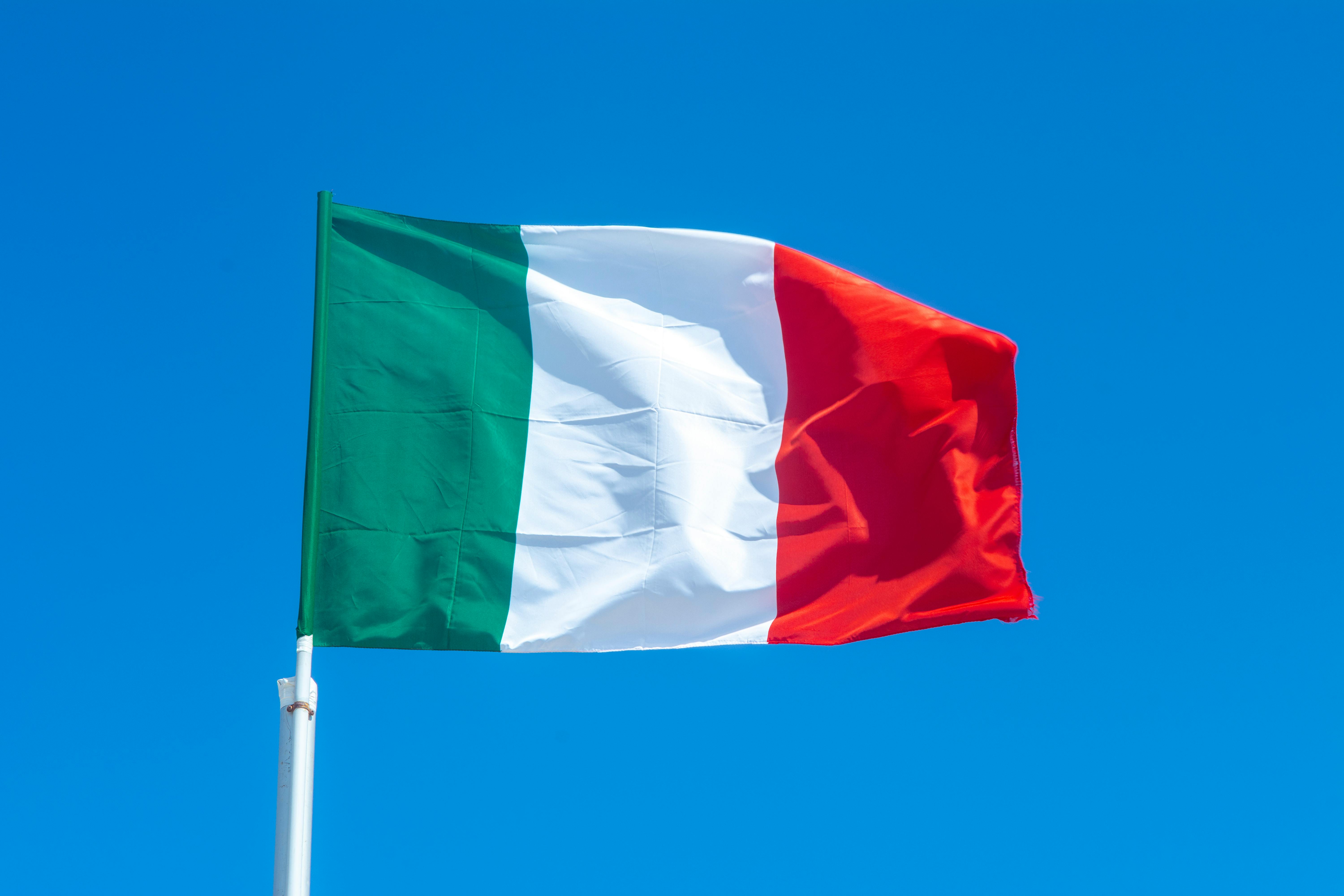 Should you use AI when learning Italian? | Middlebury Language Schools — Photo by Jan van der Wolf on Pexels