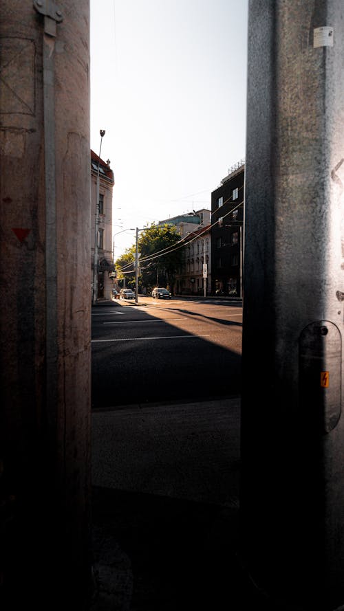 Безкоштовне стокове фото на тему «вертикальні постріл, Вулиця, вулицях міста»