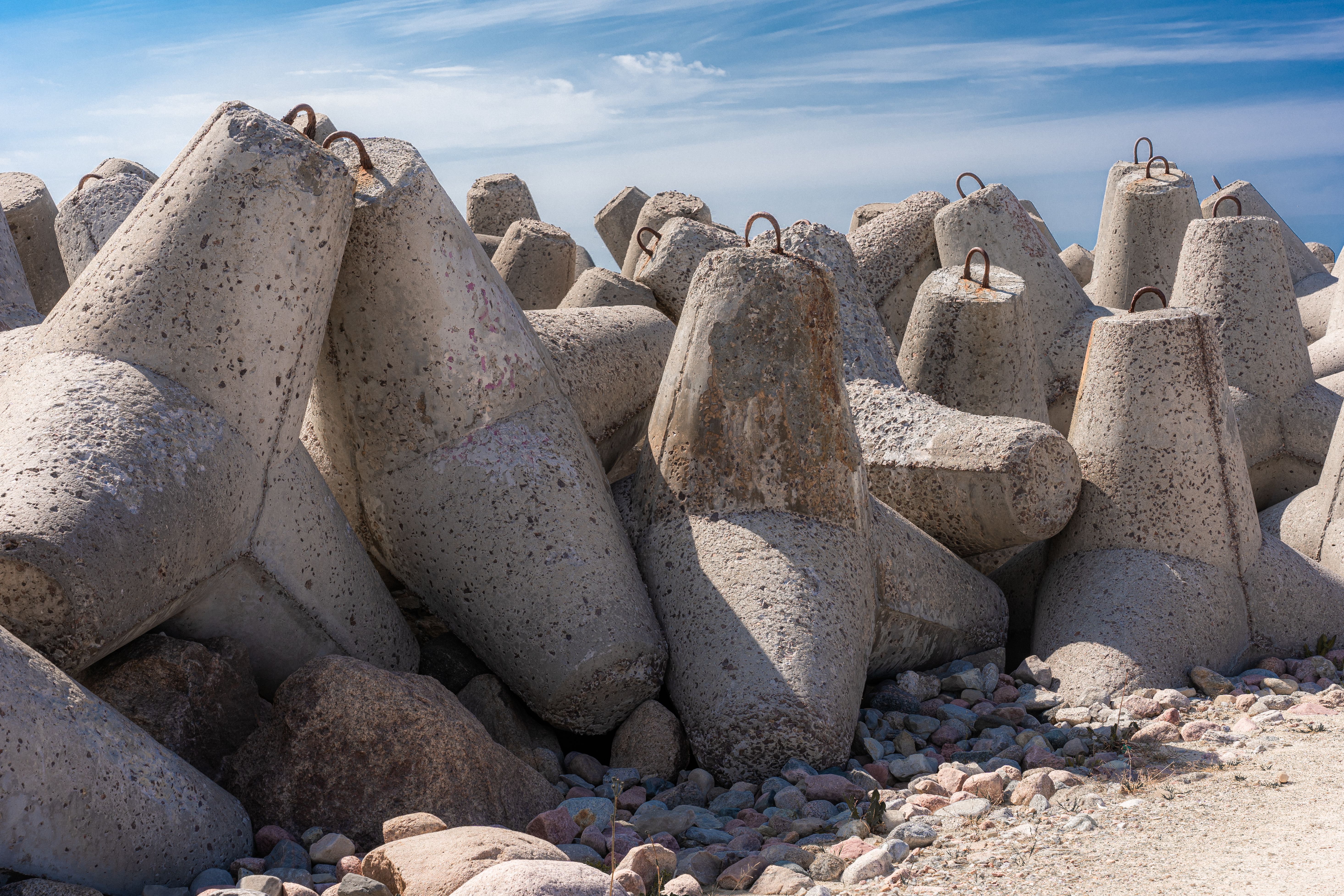 Wavebreakers and Rocks · Free Stock Photo