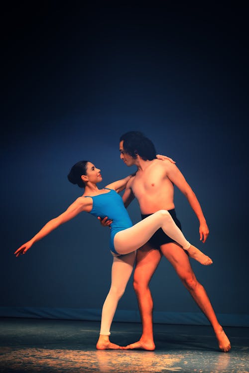 Základová fotografie zdarma na téma balerína, baletka, muž