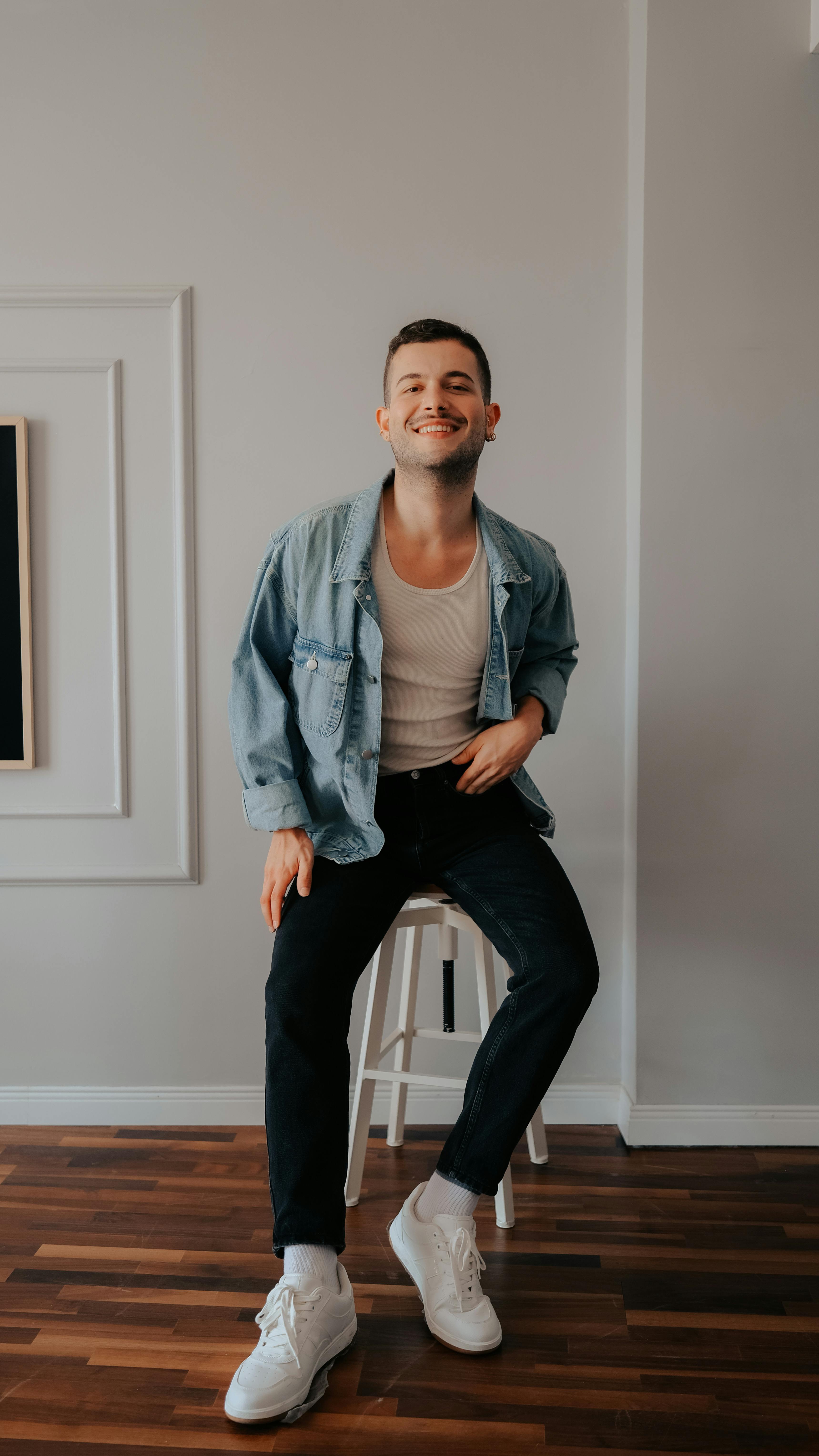 Miễn phí Ảnh lưu trữ miễn phí về #indoor, ánh sáng, Áo khoác Ảnh lưu trữ