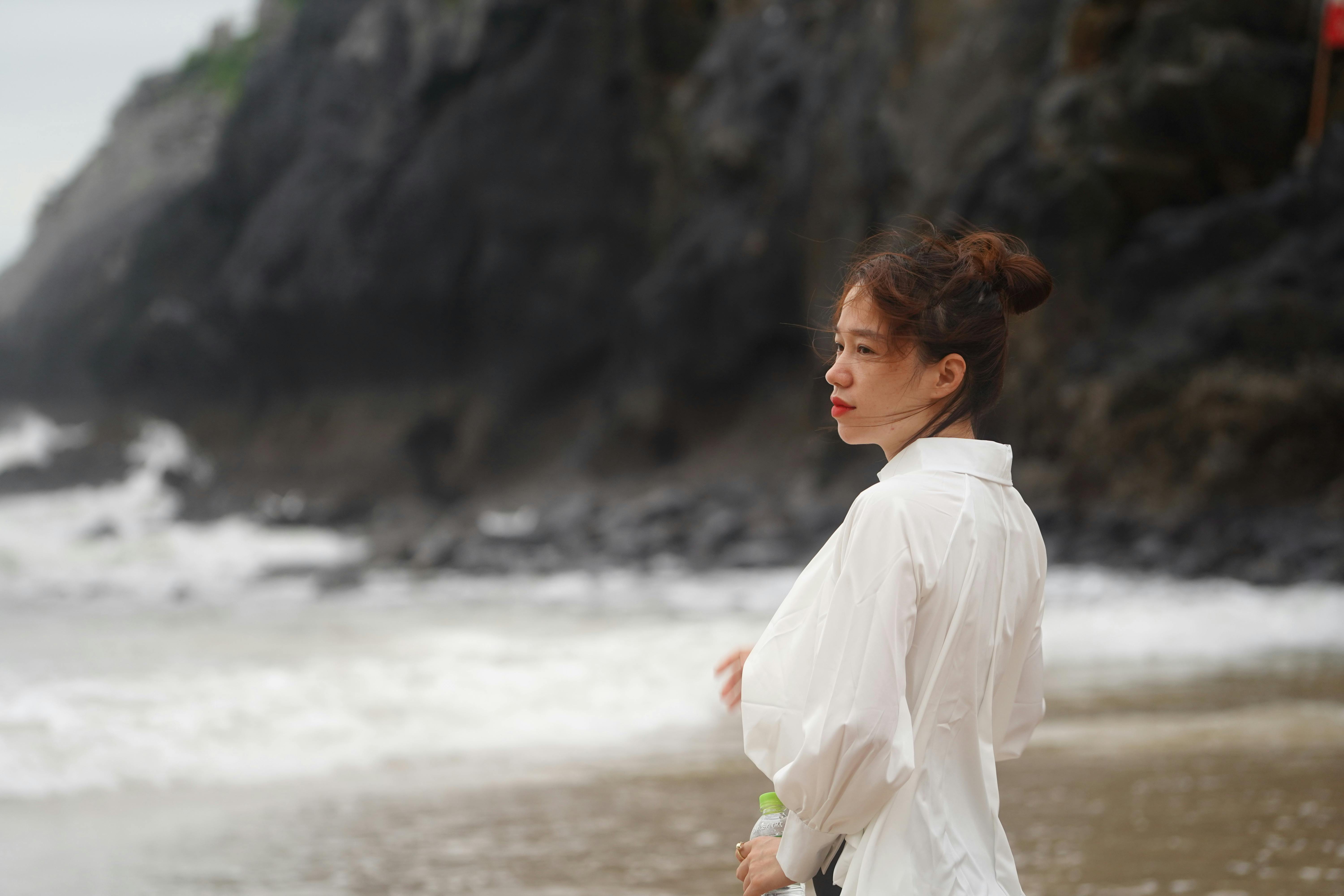 White Shirt Beach Photos, Download The BEST Free White Shirt Beach ...