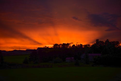 Gratis arkivbilde med gyllen solnedgang, rød solnedgang, solnedgang bakgrunn