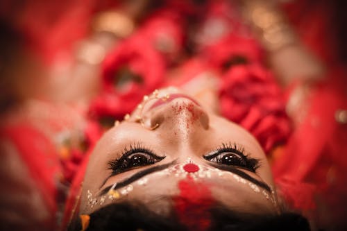Darmowe zdjęcie z galerii z hinduska, kobieta, makijaż