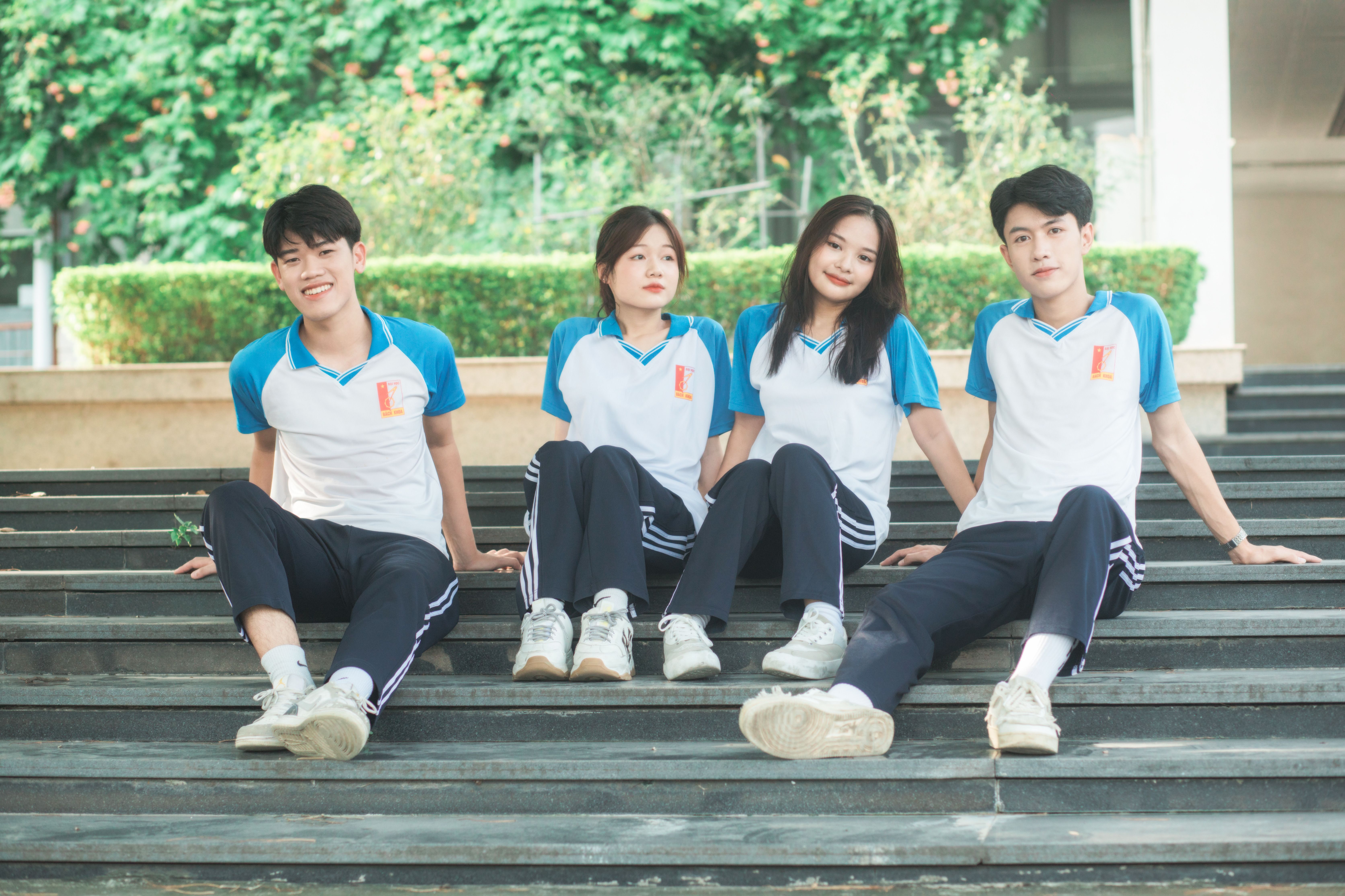 AI tự động trích xuất kỹ năng và đối sánh từ khóa trong CV ứng viên.