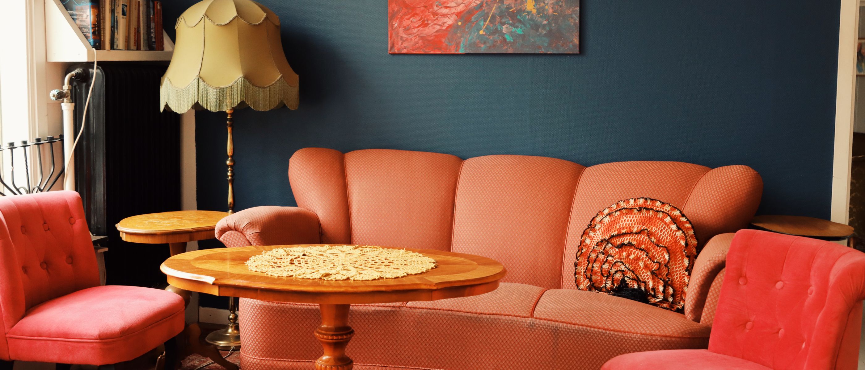 Painters and Decorators in Paddington — woodwork brushed to a crisp, smooth line