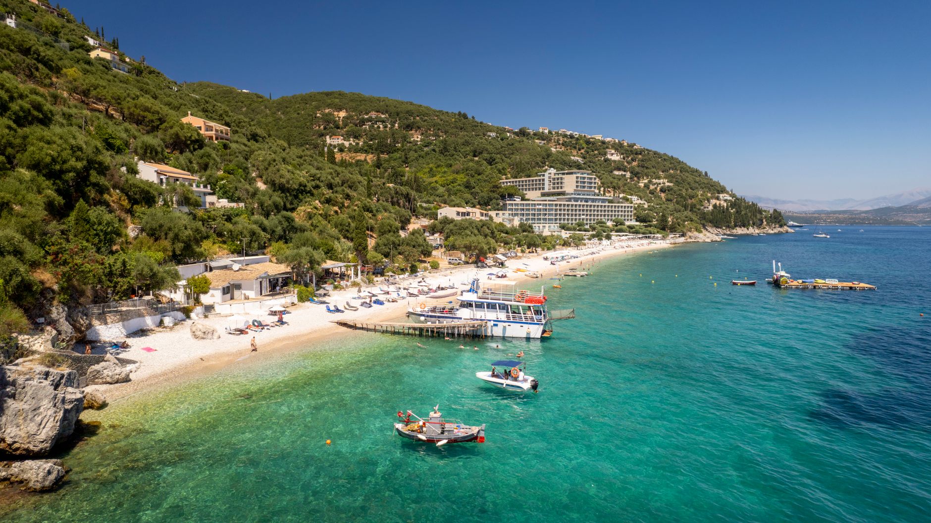 Non-stop return flights to the Greek Islands from London from £23