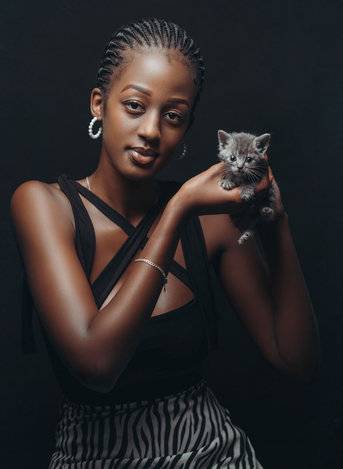 Why Gen Z Spends More on Cats: Premium Nutrition, Emotional Bonds & Multi-Cat Homes