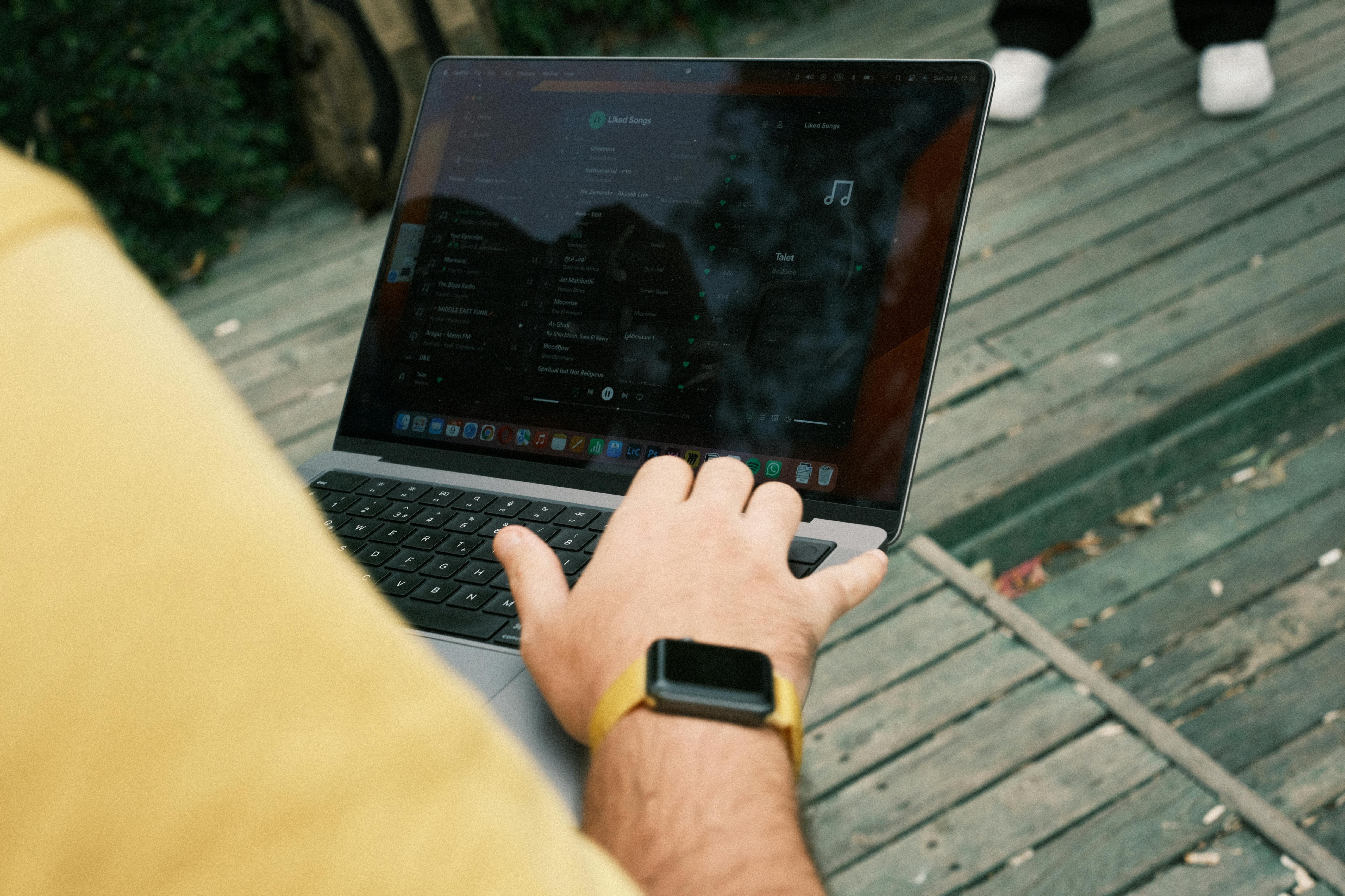 These Apps Make Productivity Easier and More Fun — Photo by Alican Helik on Pexels