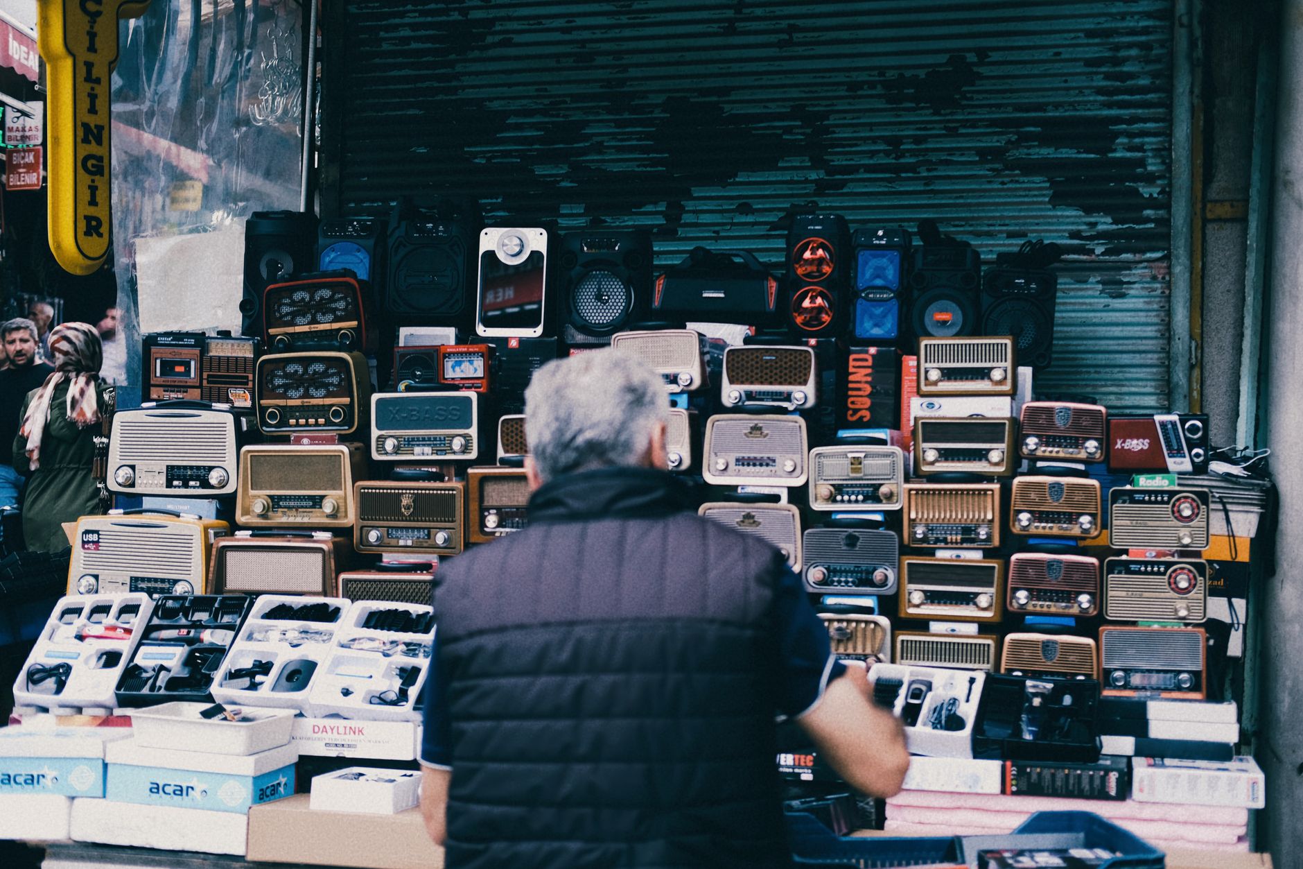 Push-to-talk Market: Why Enterprises Are Moving Beyond Traditional Radios