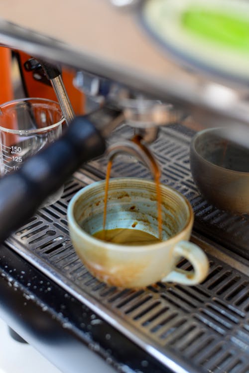 Kostenloses Stock Foto zu getränk, gießen, kaffee