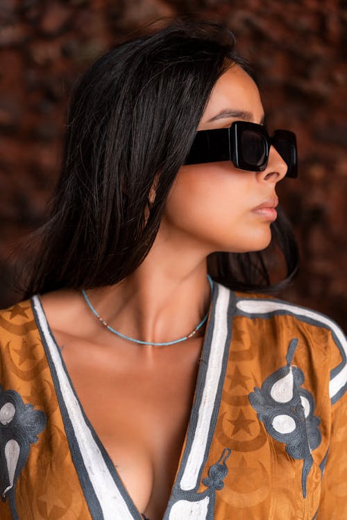 Elegant Brunette Woman with Sunglasses