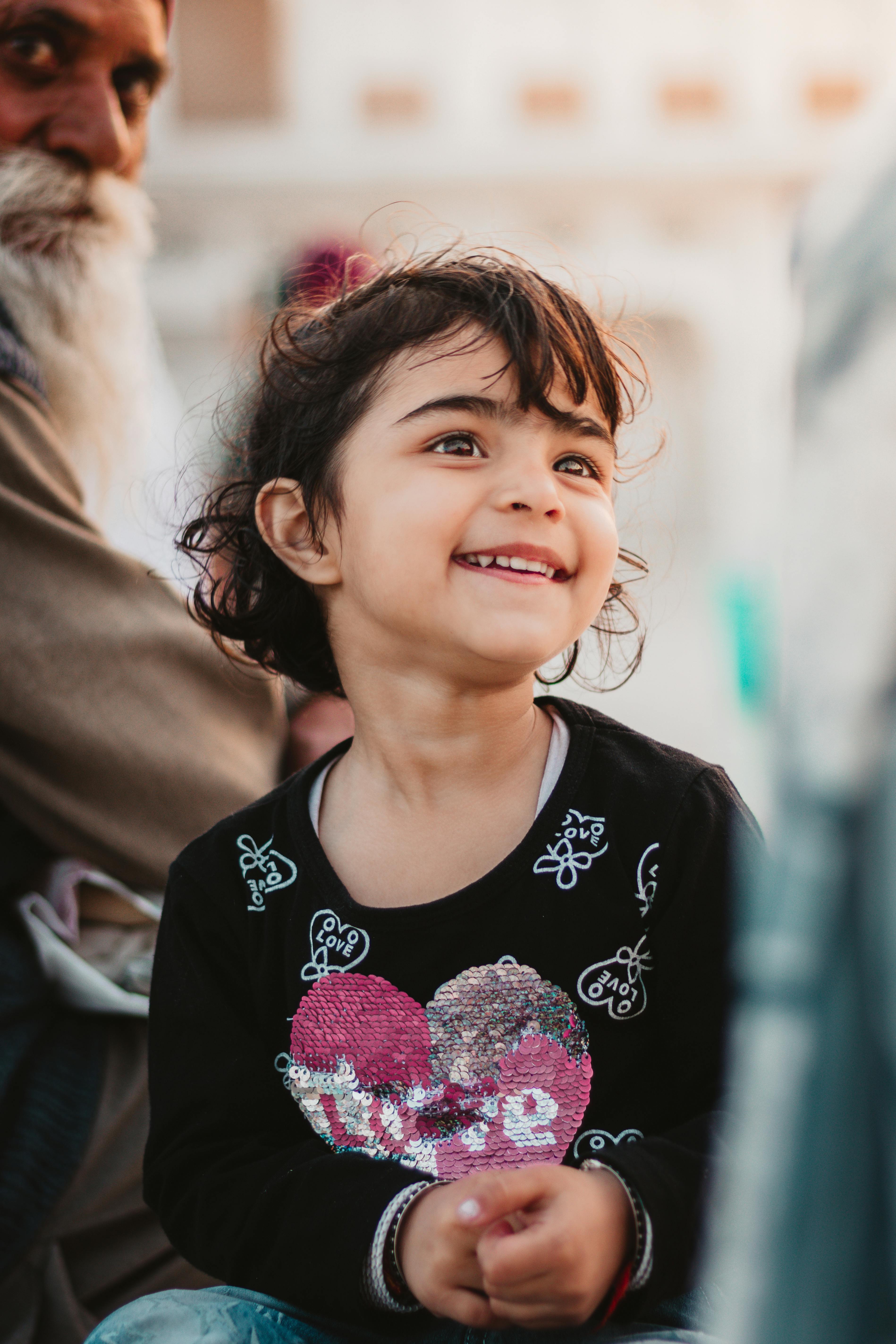 excited indian girl laughing children · Free Stock Photo