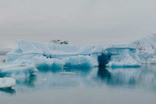 Darmowe zdjęcie z galerii z góra lodowa, lód, morze