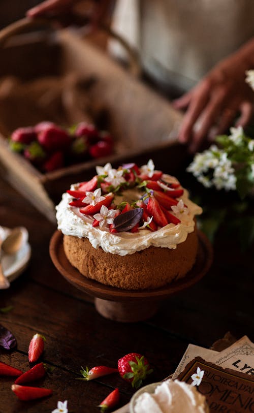 Gratis lagerfoto af bord, dessert, kage