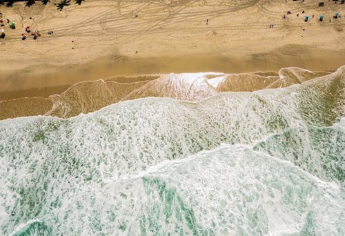 Foto stok gratis fotografi udara, gelombang, laut