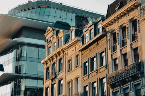 apartman binası, bardak, Belçika içeren Ücretsiz stok fotoğraf