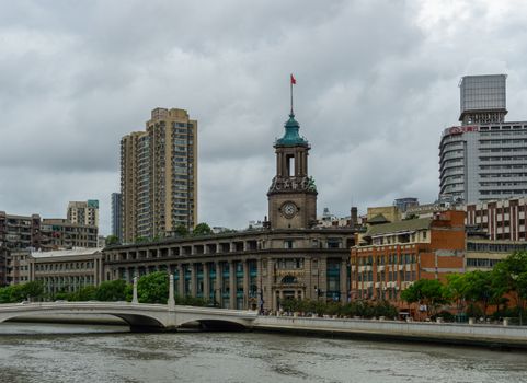 Shanghai Museum with a curator — Shanghai