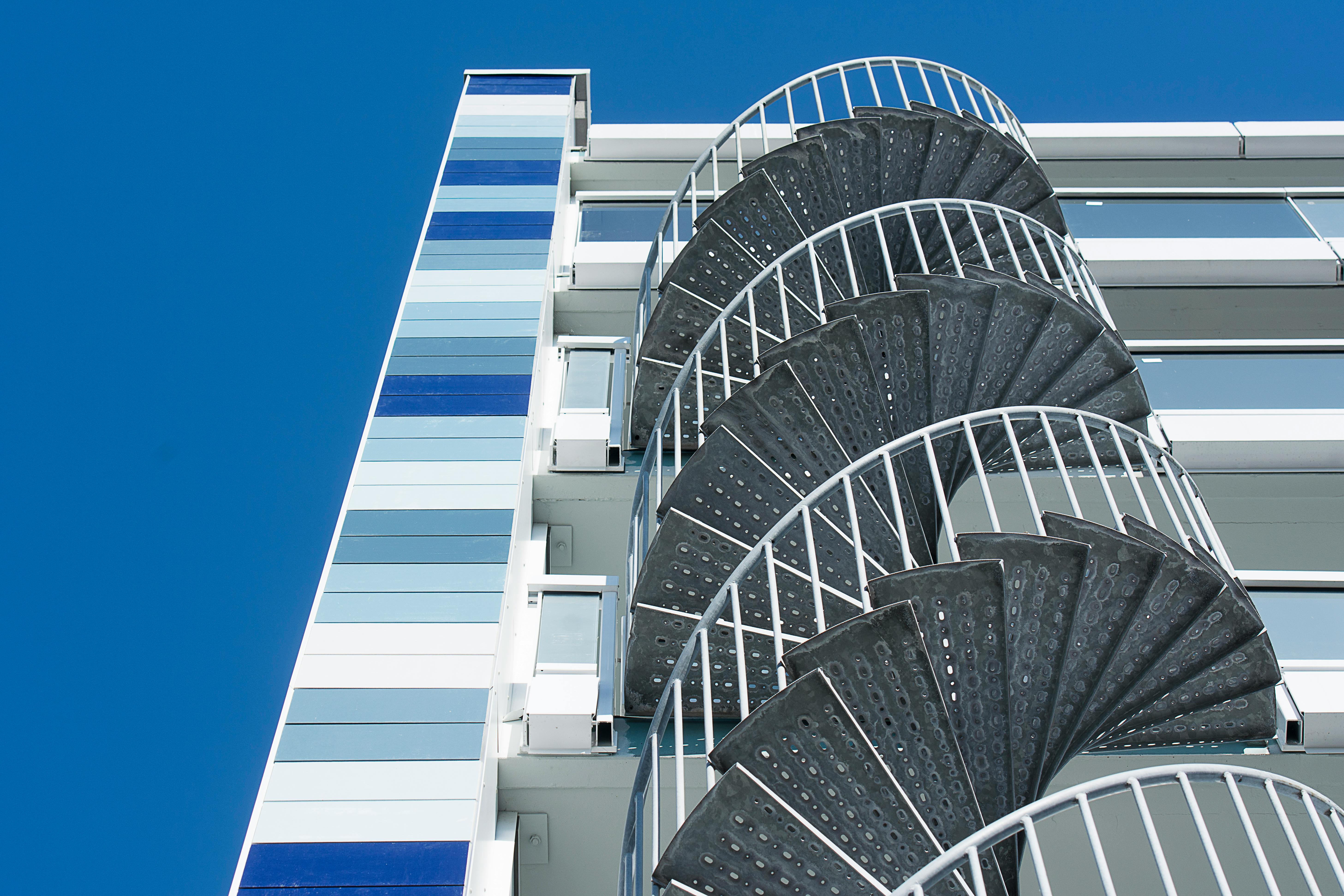 Benefits of Our Cat Ladder Services